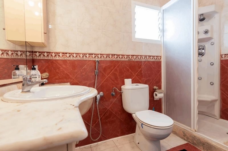 Open photo Listing photo