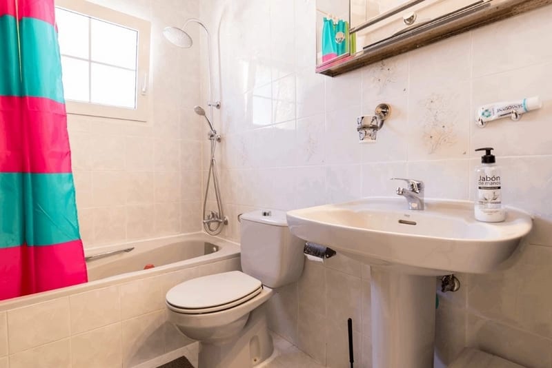 Open photo Listing photo