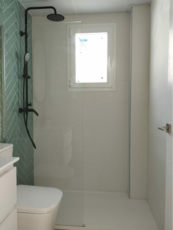 Open photo Listing photo