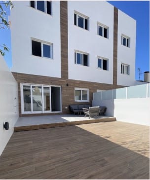 Open photo Listing photo
