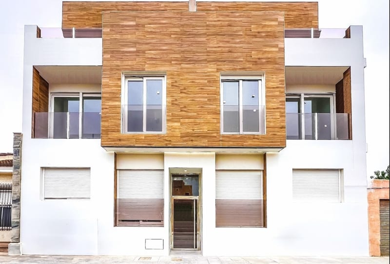 Open photo Listing photo