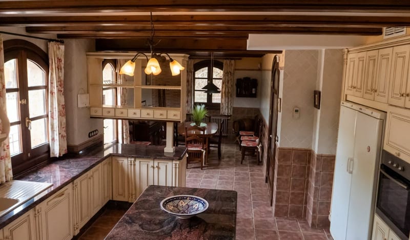 Open photo Listing photo