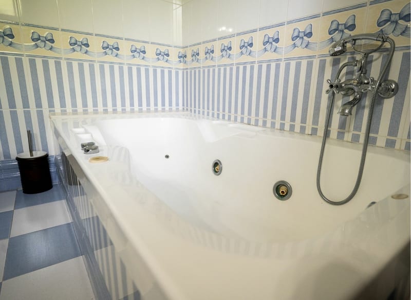 Open photo Listing photo