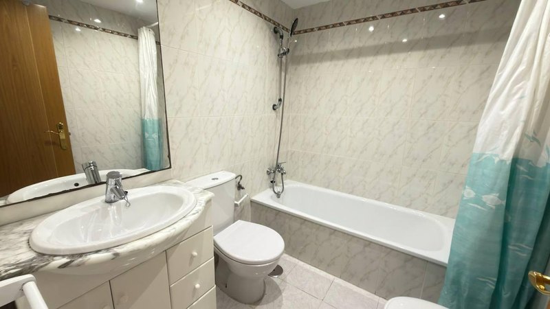 Open photo Listing photo