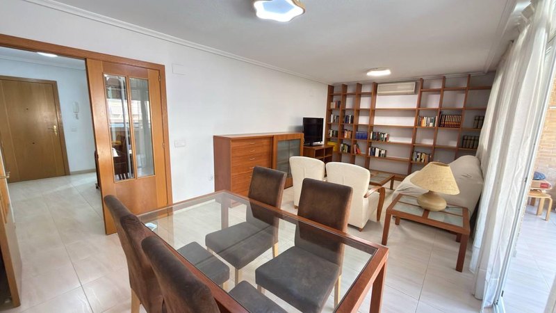 Open photo Listing photo