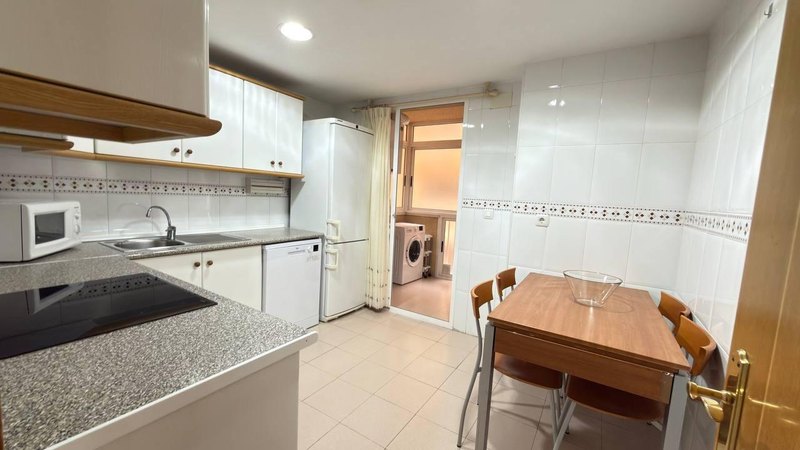 Open photo Listing photo