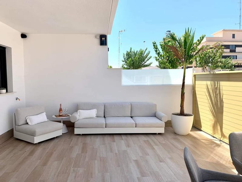 Open photo Listing photo