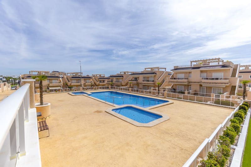 Open photo Listing photo
