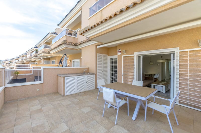 Open photo Listing photo