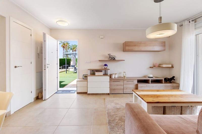 Open photo Listing photo