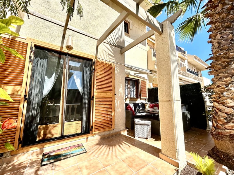 Open photo Listing photo