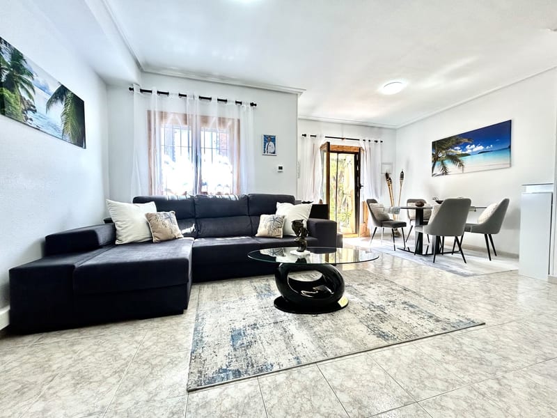 Open photo Listing photo