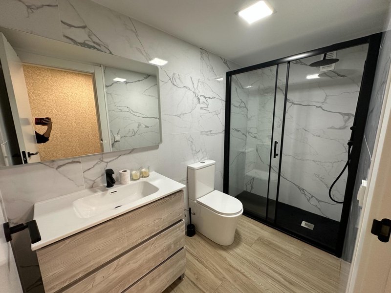 Open photo Listing photo