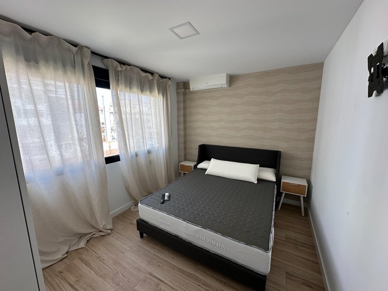 Open photo Listing photo