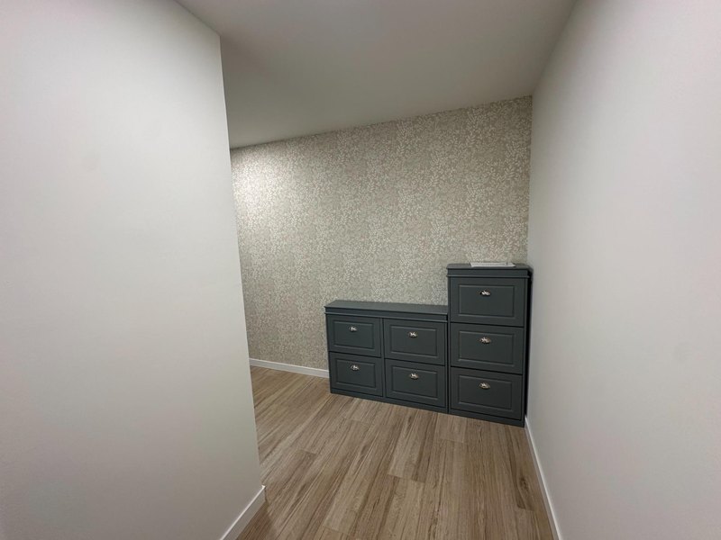 Open photo Listing photo