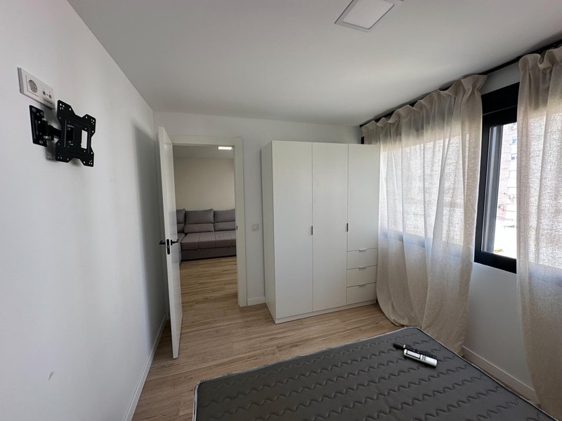 Open photo Listing photo