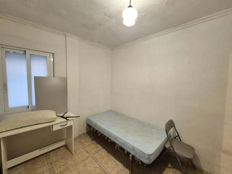 Open photo Listing photo