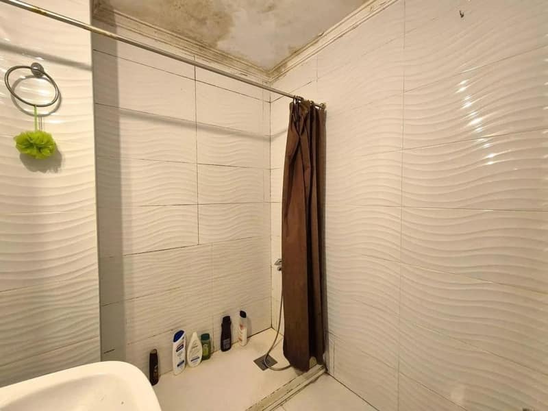 Open photo Listing photo