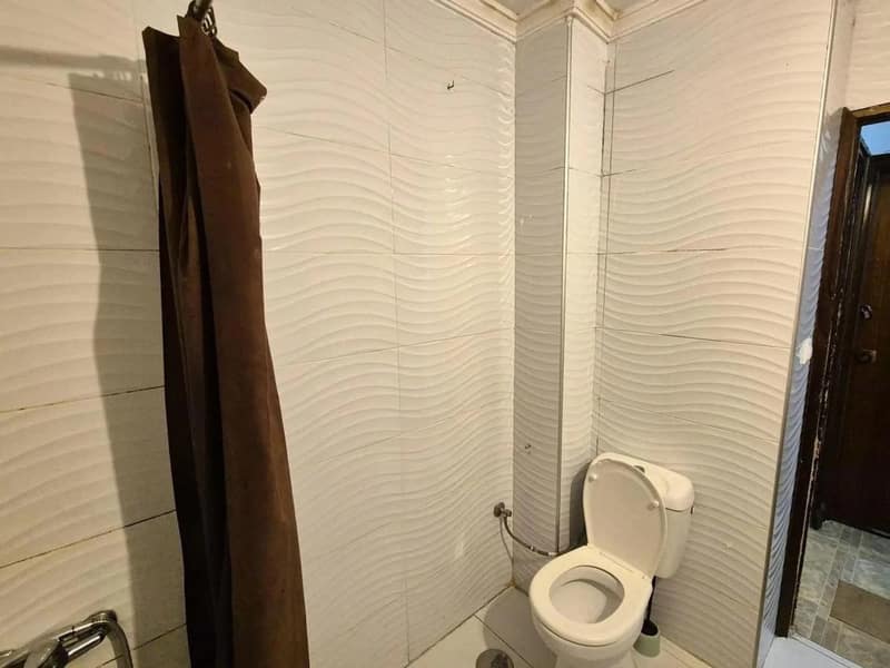Open photo Listing photo