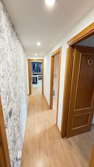 Open photo Listing photo
