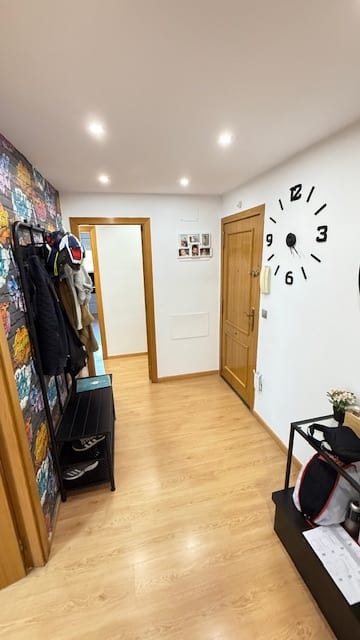 Open photo Listing photo
