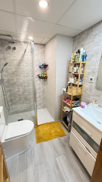 Open photo Listing photo
