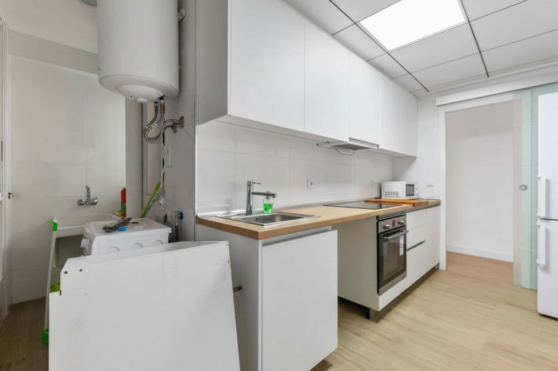 Open photo Listing photo