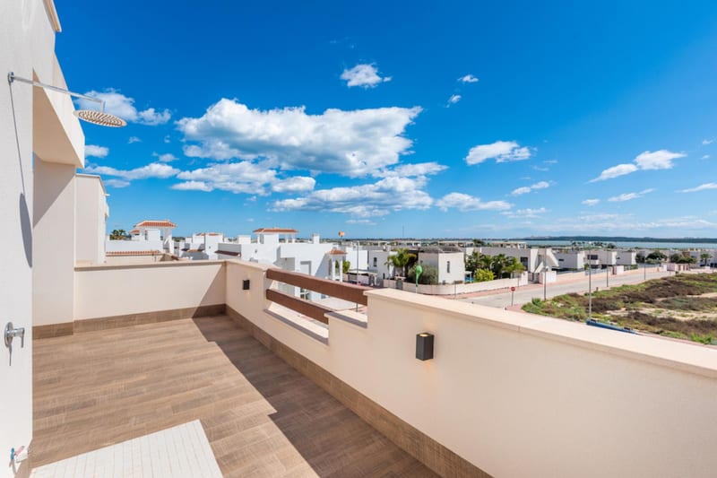 Open photo Listing photo
