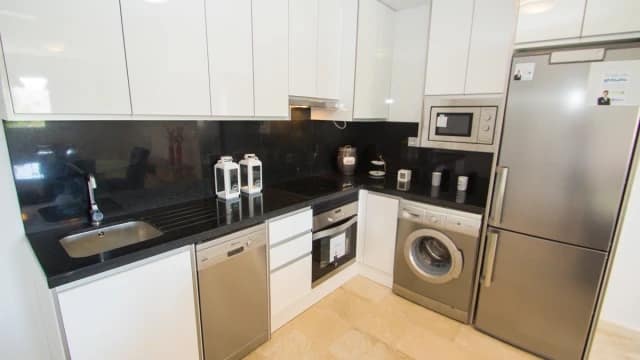 Open photo Listing photo