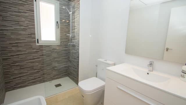 Open photo Listing photo