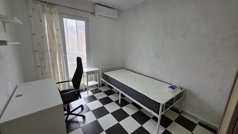 Open photo Listing photo