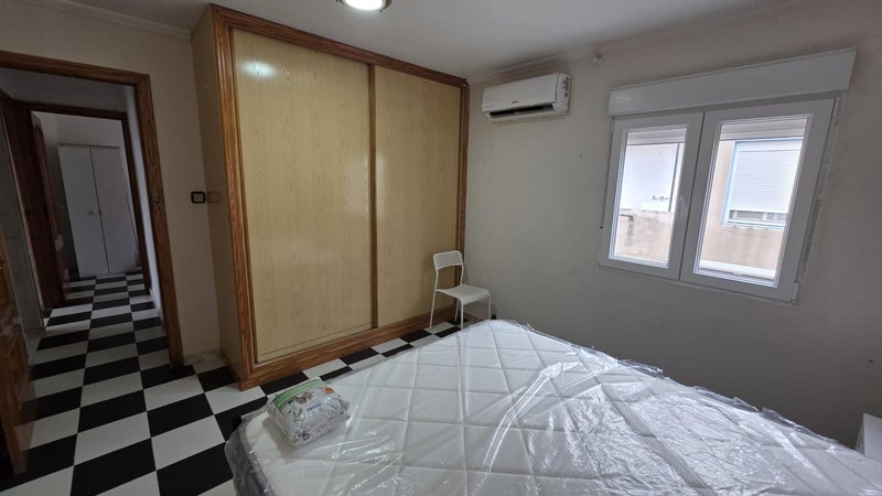 Open photo Listing photo