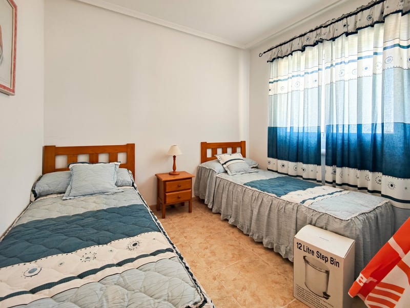 Open photo Listing photo
