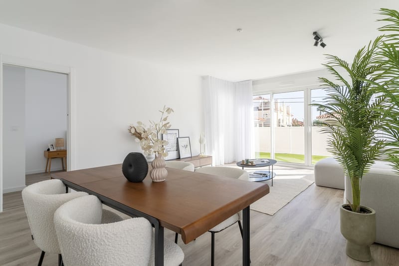Open photo Listing photo