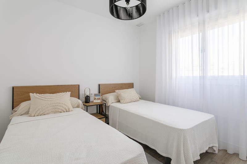 Open photo Listing photo