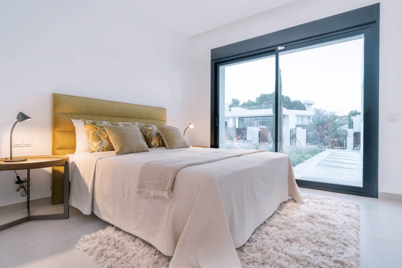 Open photo Listing photo