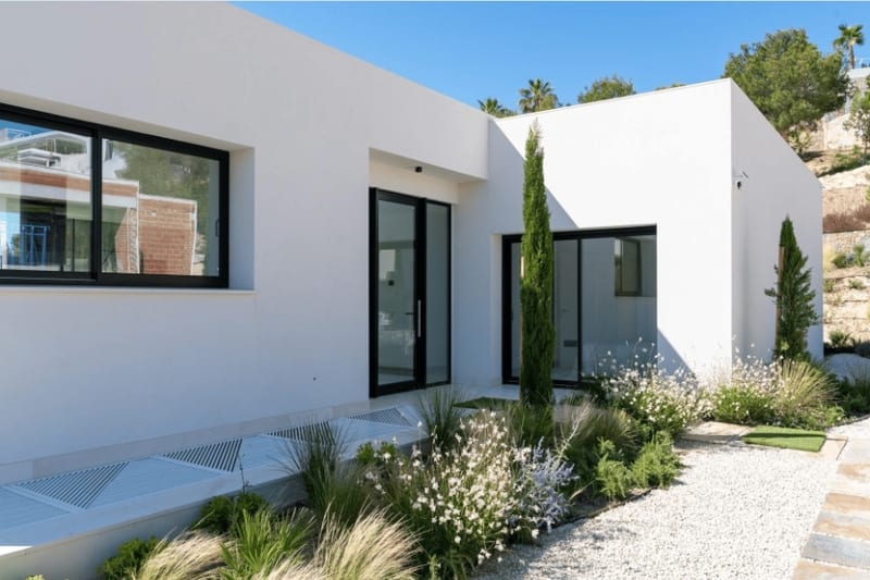 Open photo Listing photo