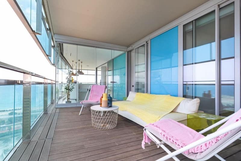 Open photo Listing photo
