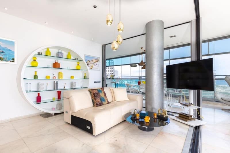 Open photo Listing photo