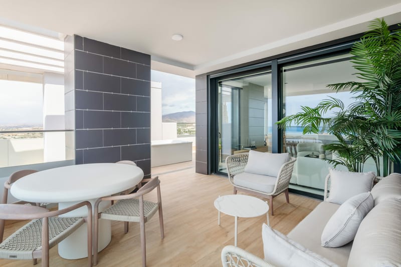 Open photo Listing photo