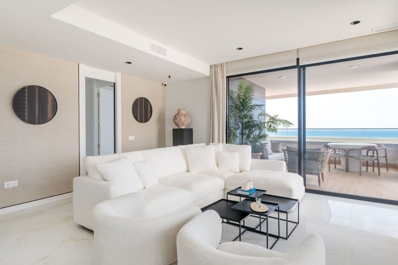 Open photo Listing photo