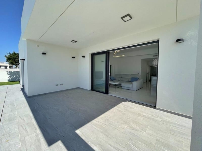 Open photo Listing photo