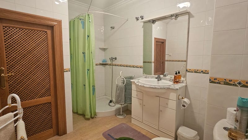 Open photo Listing photo