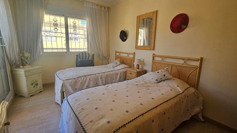 Open photo Listing photo