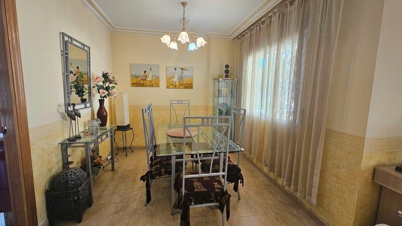 Open photo Listing photo