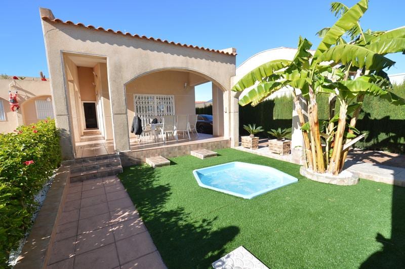 Open photo Listing photo