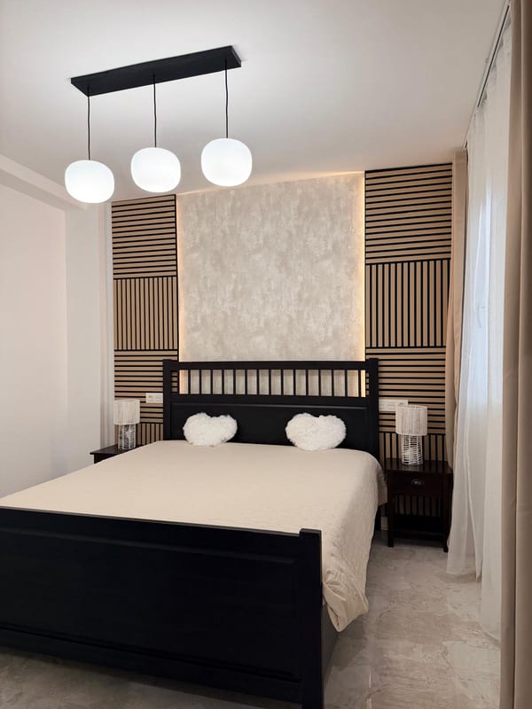 Open photo Listing photo