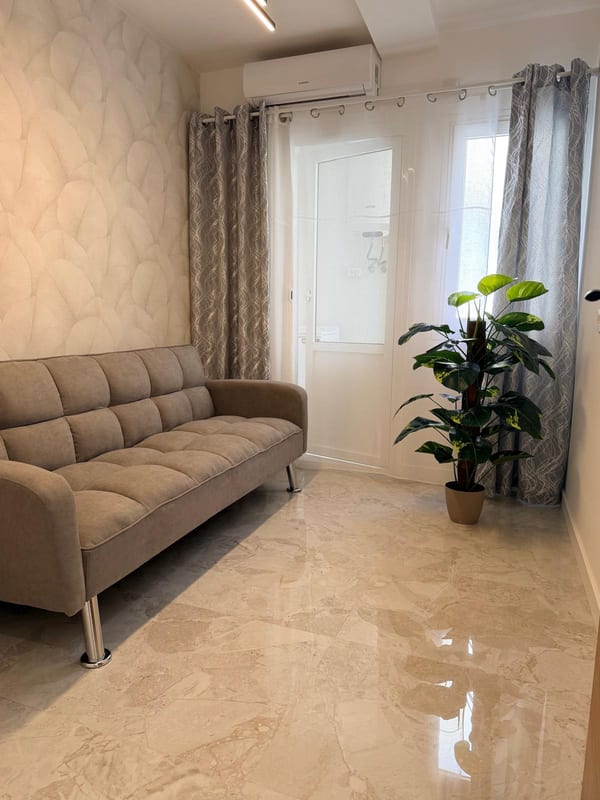 Open photo Listing photo