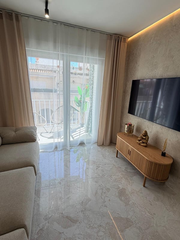 Open photo Listing photo