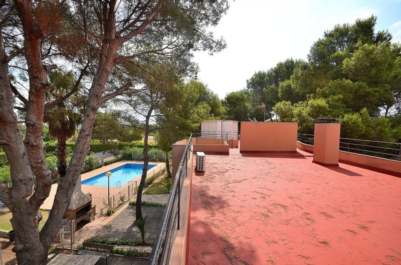 Open photo Listing photo